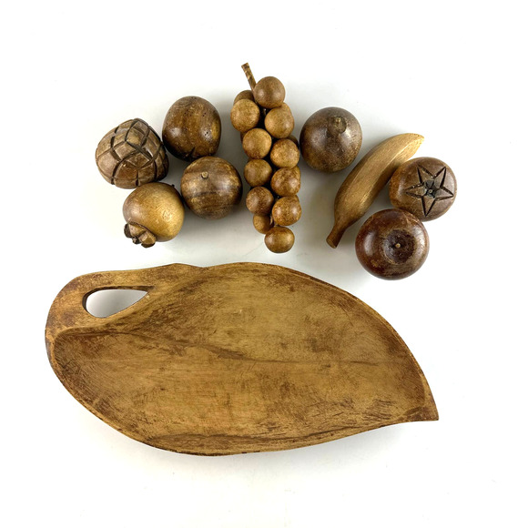 Vtg MCM Wooden Bowl With Fruit 9 Pieces Of Hand Carved Fruit & Wooden Leaf Bowl - Picture 5 of 13